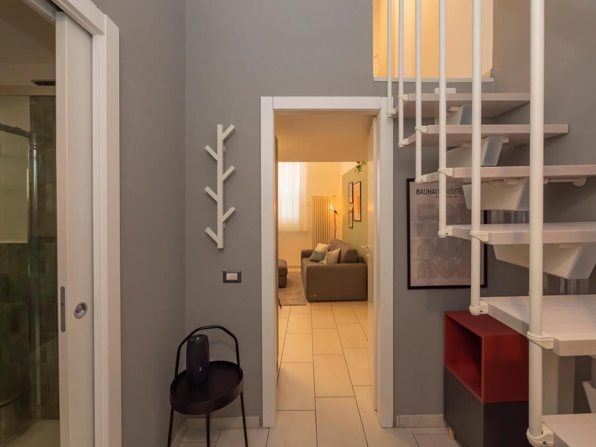 Ihost Apartment - Romilli 17A Милано Екстериор снимка