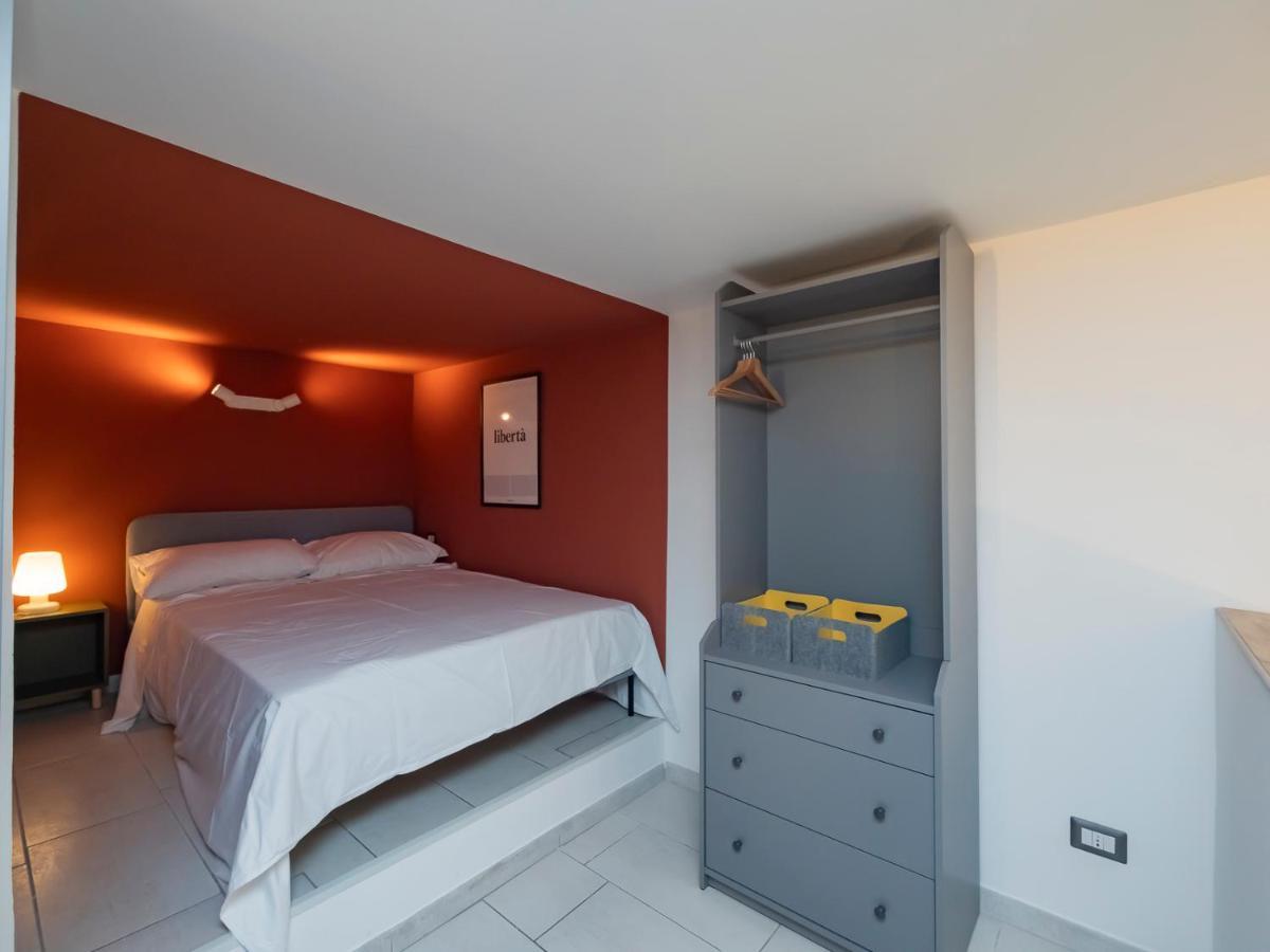 Ihost Apartment - Romilli 17A Милано Екстериор снимка